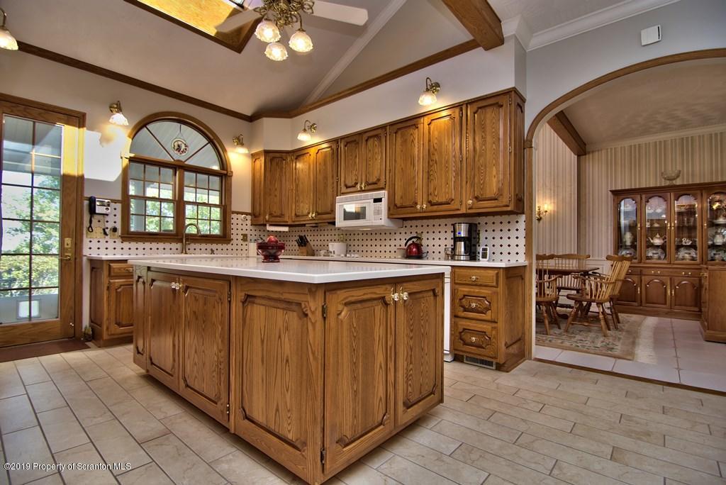 917 Appletree Road Moscow, PA 18444 - Photo 47 of 78 Gallery Image 47