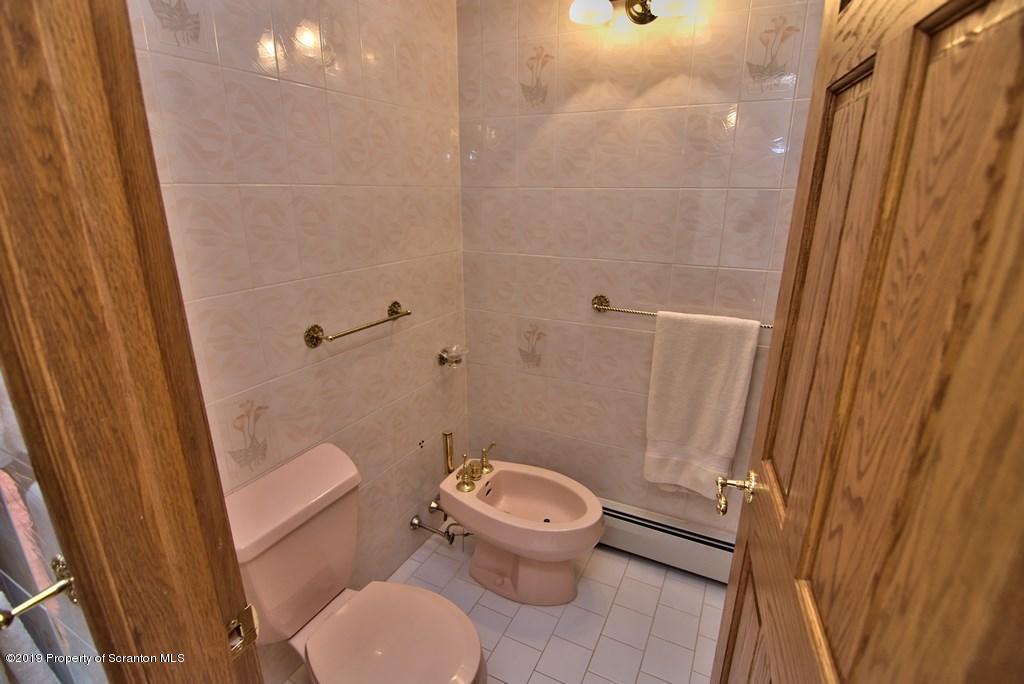 917 Appletree Road Moscow, PA 18444 - Photo 61 of 78 Gallery Image 61