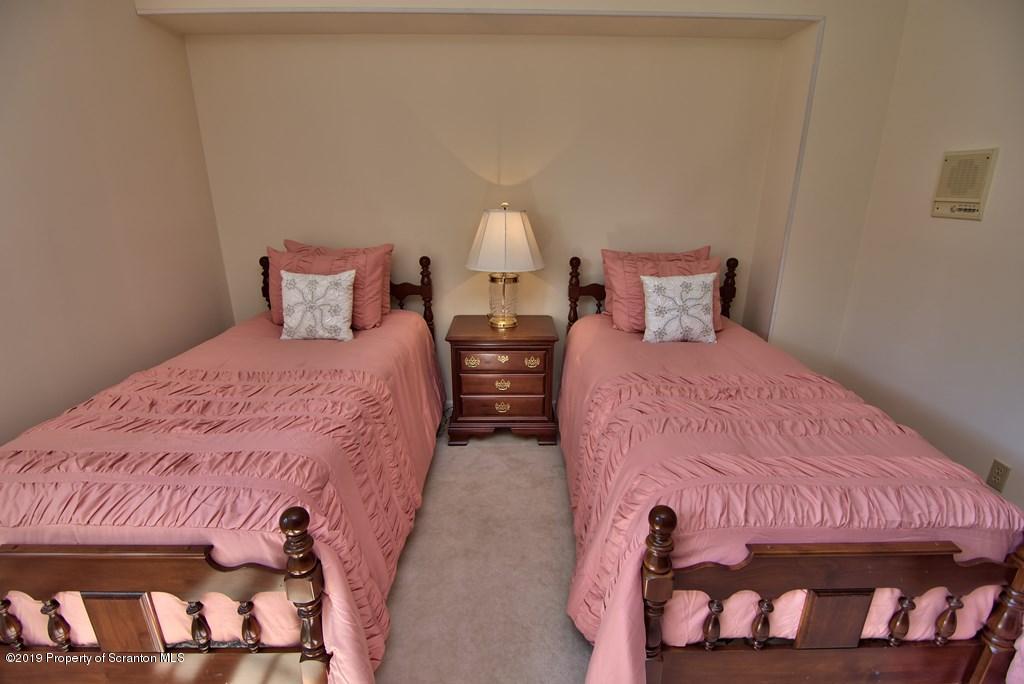917 Appletree Road Moscow, PA 18444 - Photo 64 of 78 Gallery Image 64