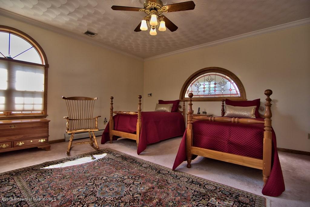 917 Appletree Road Moscow, PA 18444 - Photo 70 of 78 Gallery Image 70