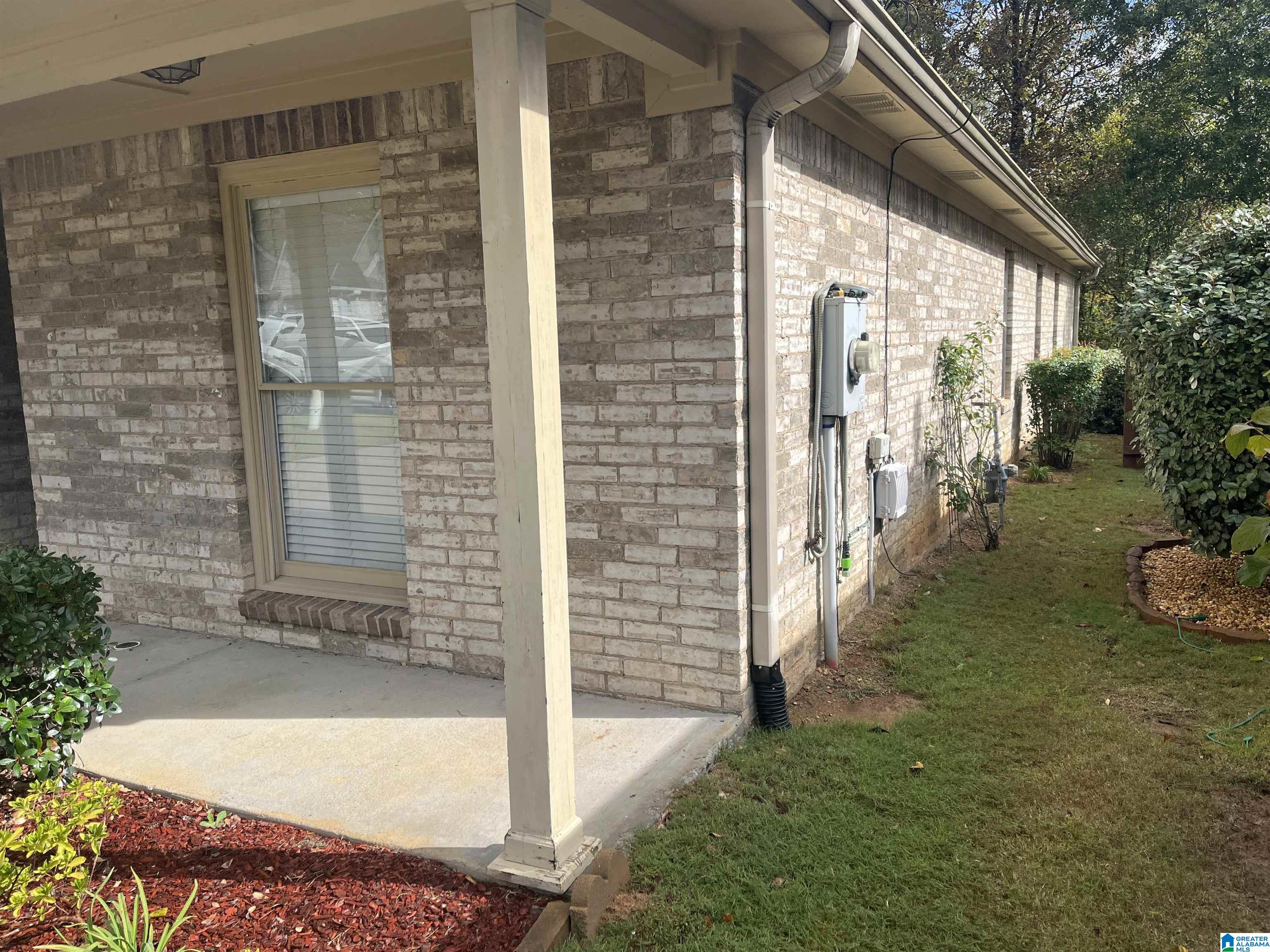 160 Springdale Drive Mount Olive, AL 35117 - Photo 2 of 42