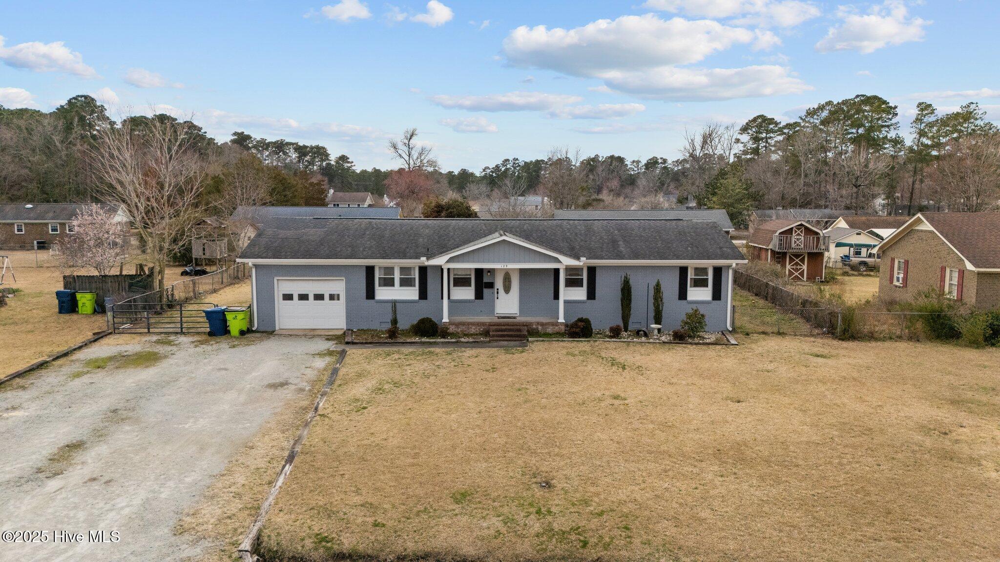 129 Craven Drive Havelock, NC 28532 - Photo 32 of 35 5-web-or-mls-DJI_20250307144612_0046_D