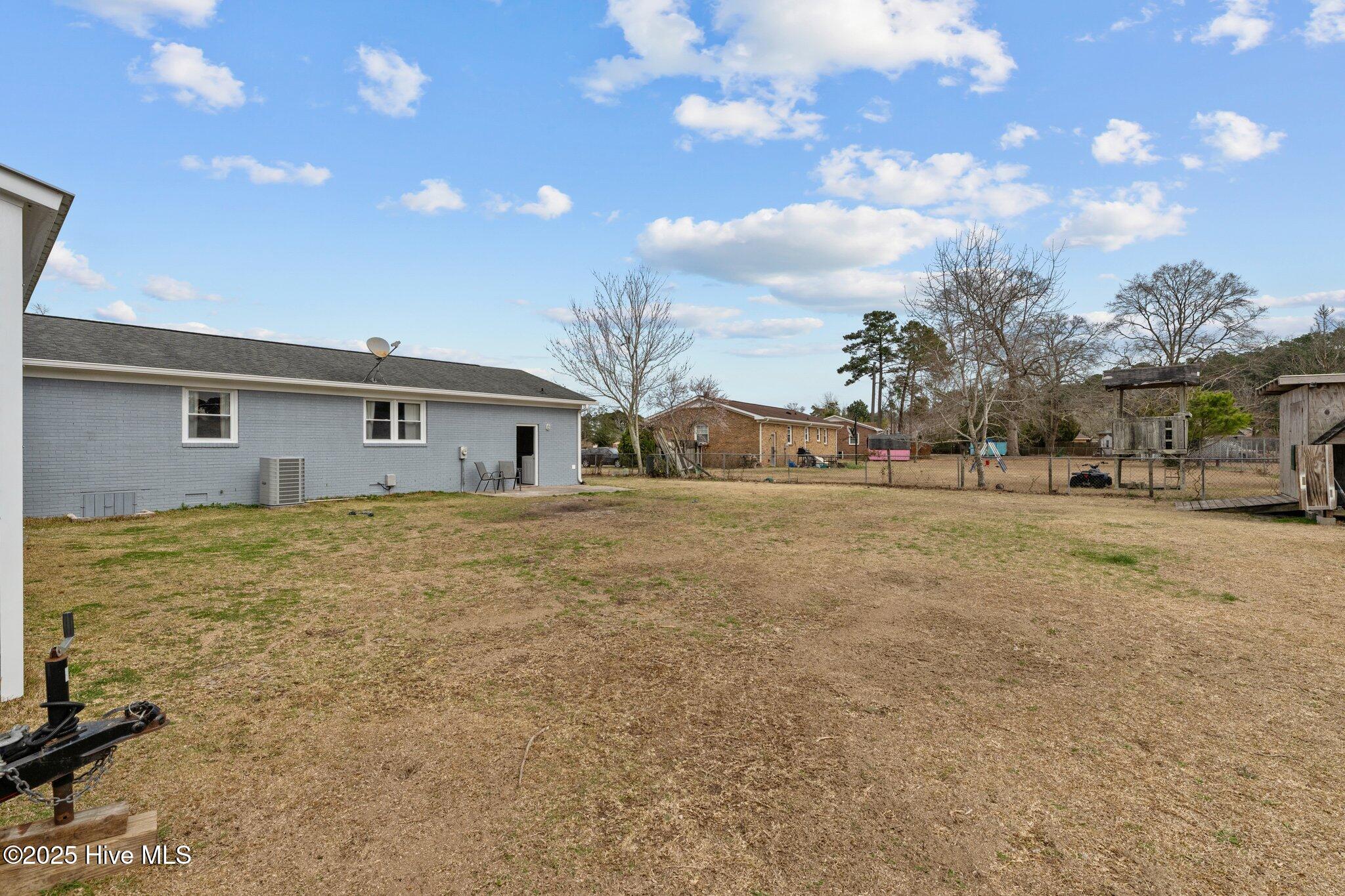 129 Craven Drive Havelock, NC 28532 - Photo 10 of 35 22-web-or-mls-DSC_0285