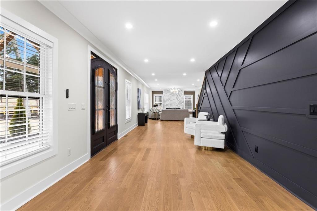 11505 Elkins Road Roswell, GA 30076 - Photo 11 of 102