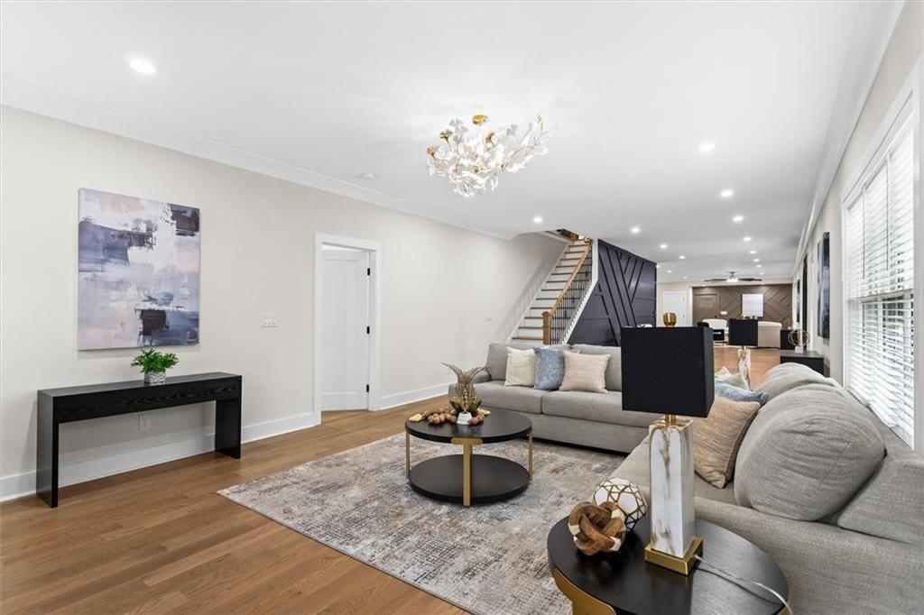 11505 Elkins Road Roswell, GA 30076 - Photo 16 of 102