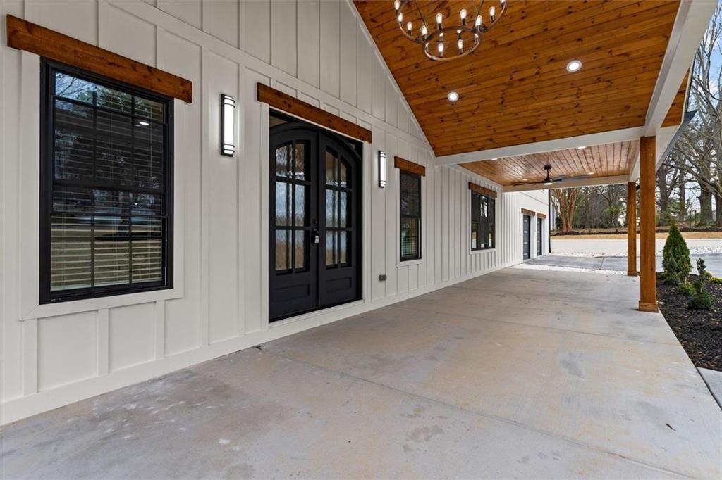 11505 Elkins Road Roswell, GA 30076 - Photo 2 of 102