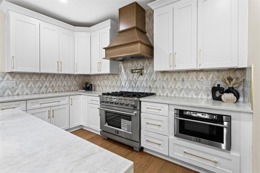 11505 Elkins Road Roswell, GA 30076 - Photo 32 of 102