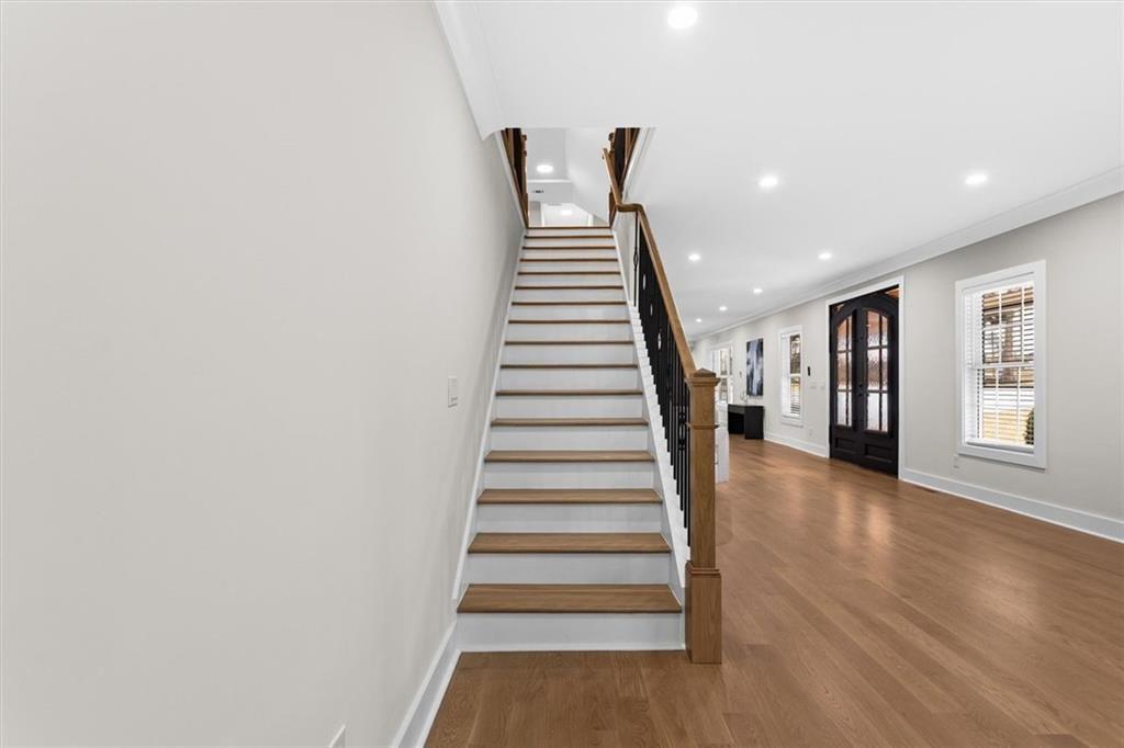 11505 Elkins Road Roswell, GA 30076 - Photo 38 of 102