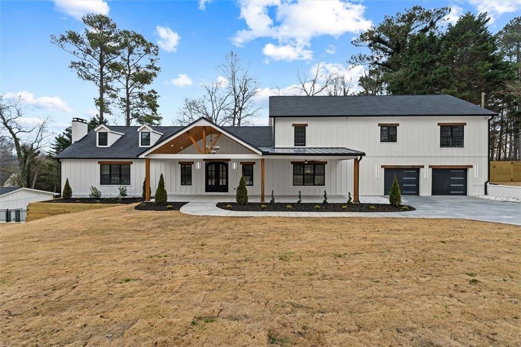 11505 Elkins Road Roswell, GA 30076 - Photo 5 of 102