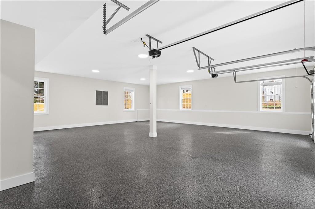 11505 Elkins Road Roswell, GA 30076 - Photo 7 of 102