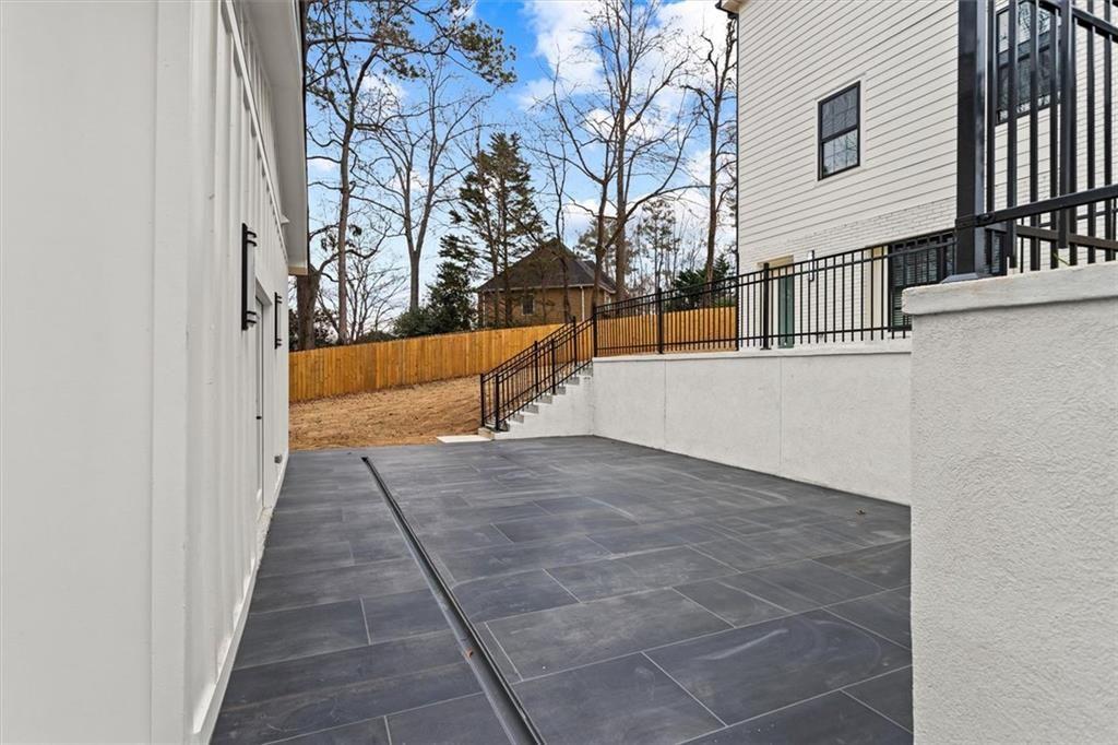 11505 Elkins Road Roswell, GA 30076 - Photo 87 of 102