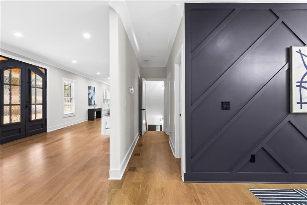 11505 Elkins Road Roswell, GA 30076 - Photo 10 of 102