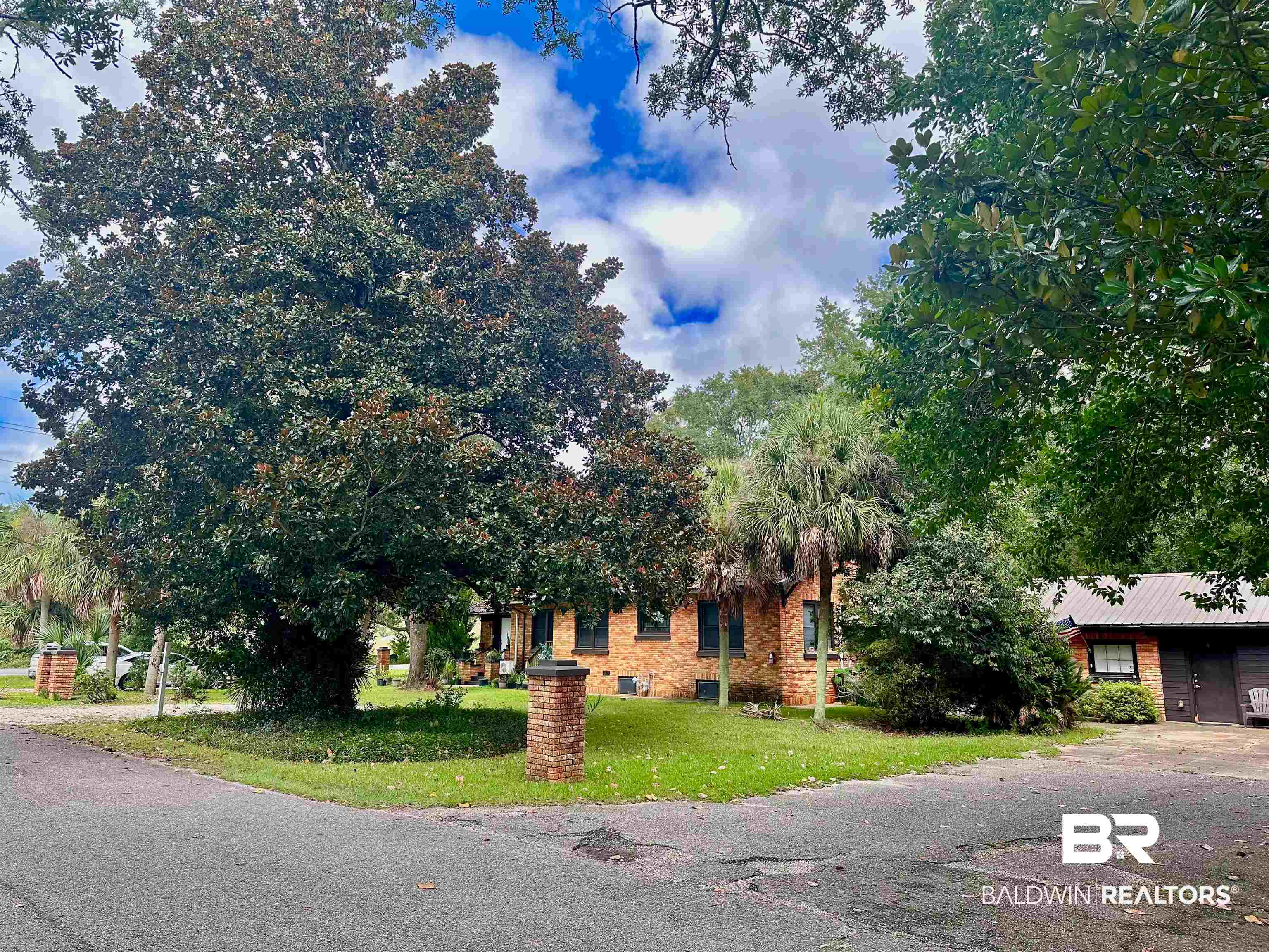 531 West Laurel Avenue Foley, AL 36535 - Photo 12 of 30
