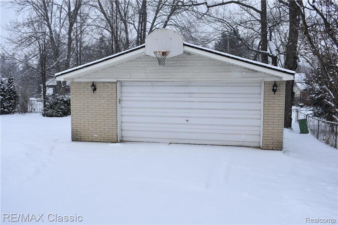 781 Hidden Ridge Drive Troy, MI 48083 - Photo 31 of 34 DSC_0697.JPG