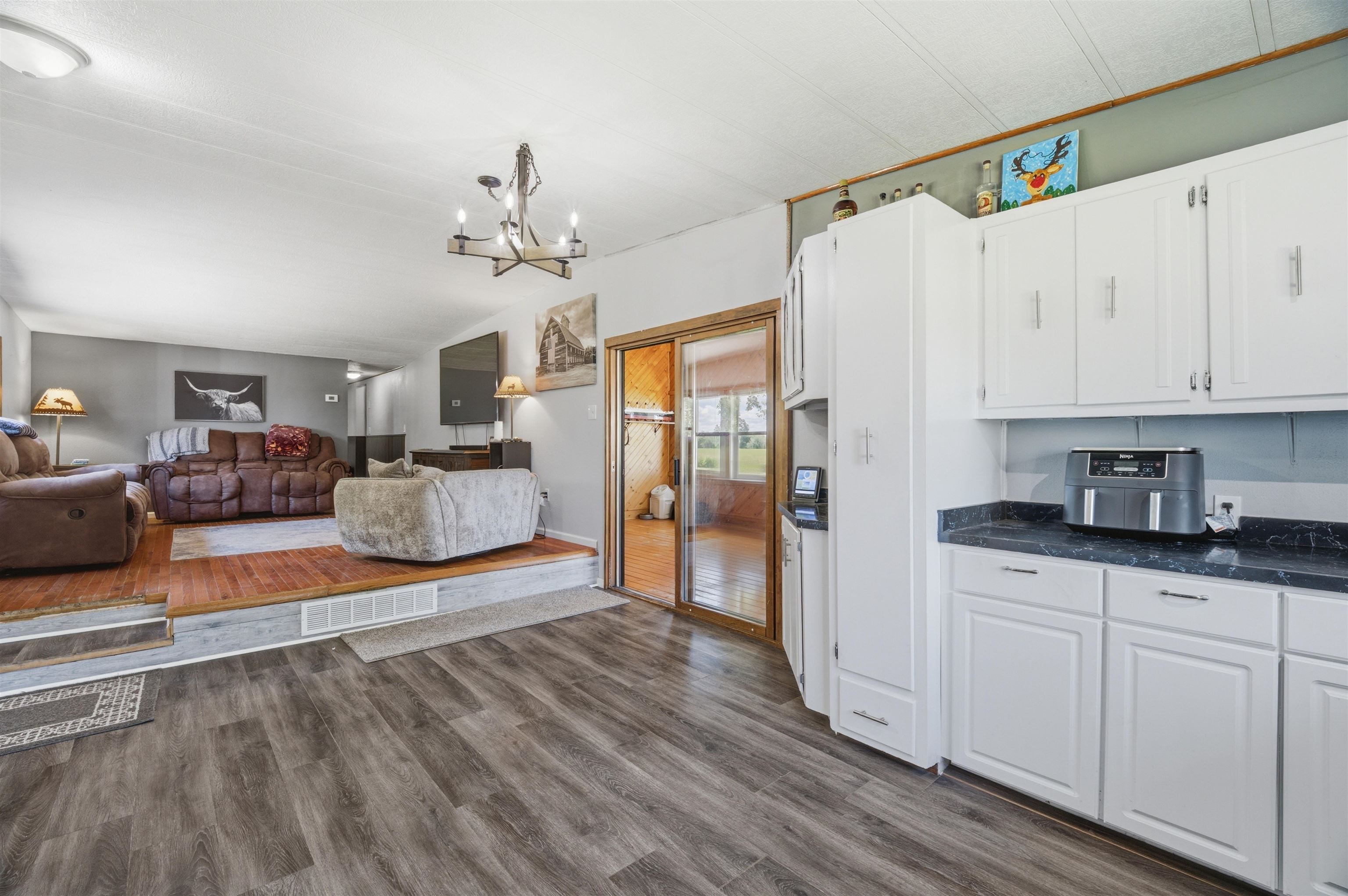 W10531 Roloff Road New London, WI 54961 - Photo 16 of 56