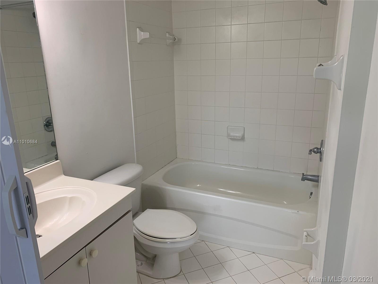 2920 Southeast 12th Road, Unit 10330 Homestead, FL 33035 - Photo 8 of 10