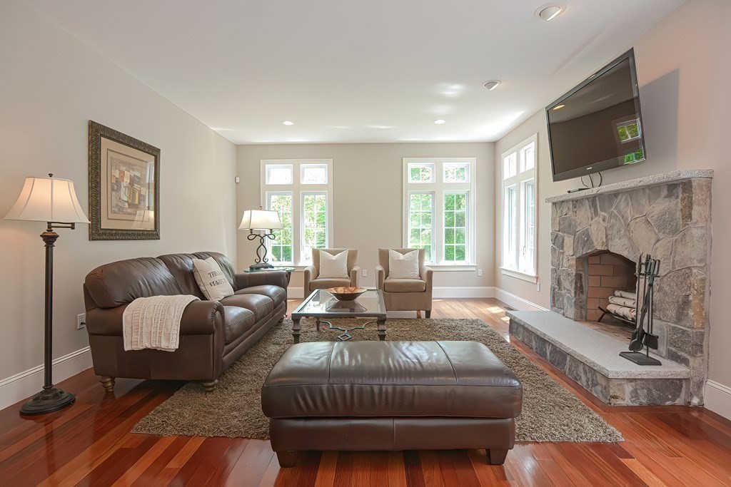 39 Oriole Road Medfield, MA 02052 - Photo 16 of 42 Gallery Image 16