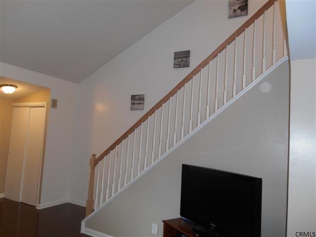 7 Thimbleberry Road Ballston Spa, NY 12020 - Photo 9 of 18 Photo 9