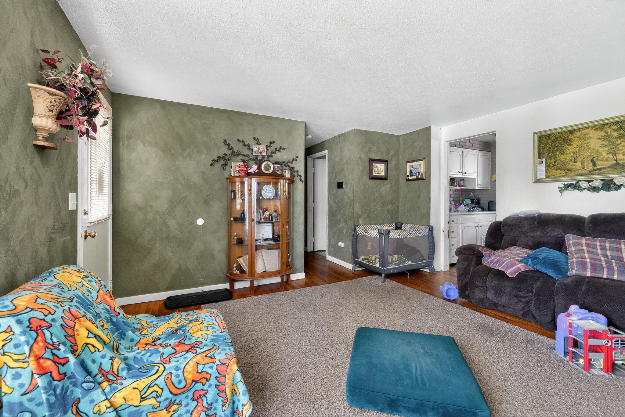 3937 Lexmont Road South Columbus, OH 43228 - Photo 20 of 52 Gallery Image 20