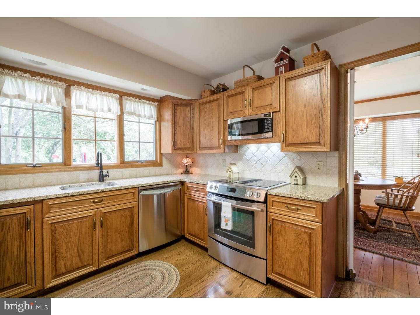 982 Lieds Road Coatesville, PA 19320 - Photo 4 of 25 Gallery Image 4