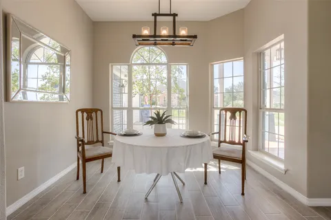 $339,000 | 319 Brook Hollow Drive, Huntsville, TX 77340