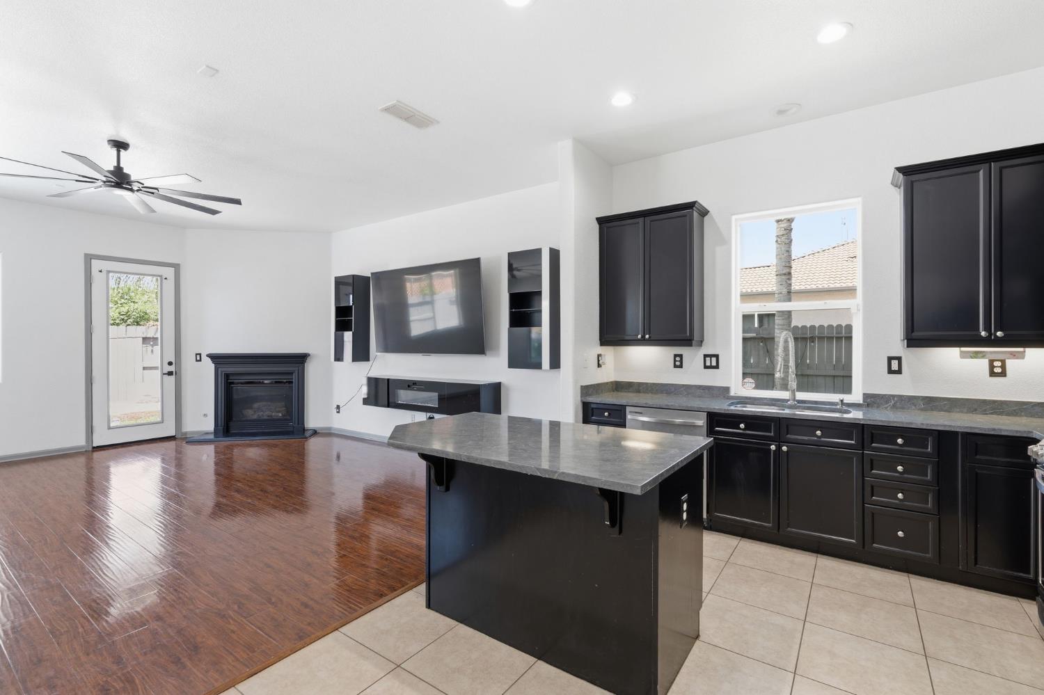 4215 Riopel Avenue Denair, CA 95316 - Photo 13 of 53