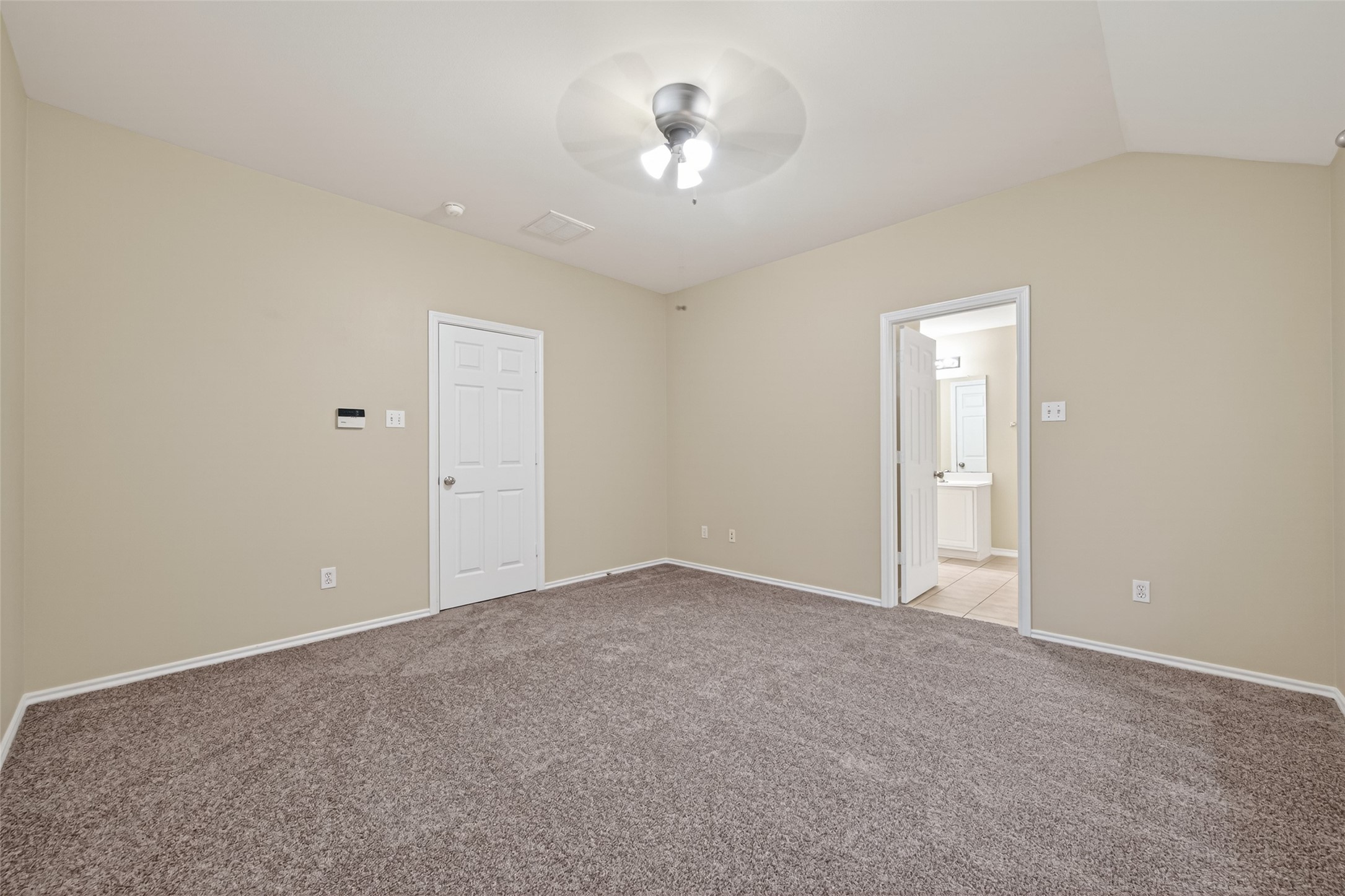 169 Musewood Court Spring, TX 77382 - Photo 36 of 44 a view of an empty room with a ceiling fan