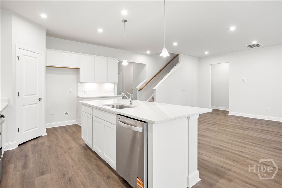 387 MONTEREY Loop Richmond Hill, GA 31324 - Photo 11 of 49