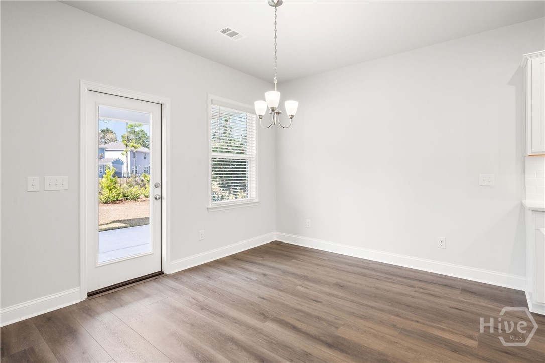 387 MONTEREY Loop Richmond Hill, GA 31324 - Photo 14 of 49