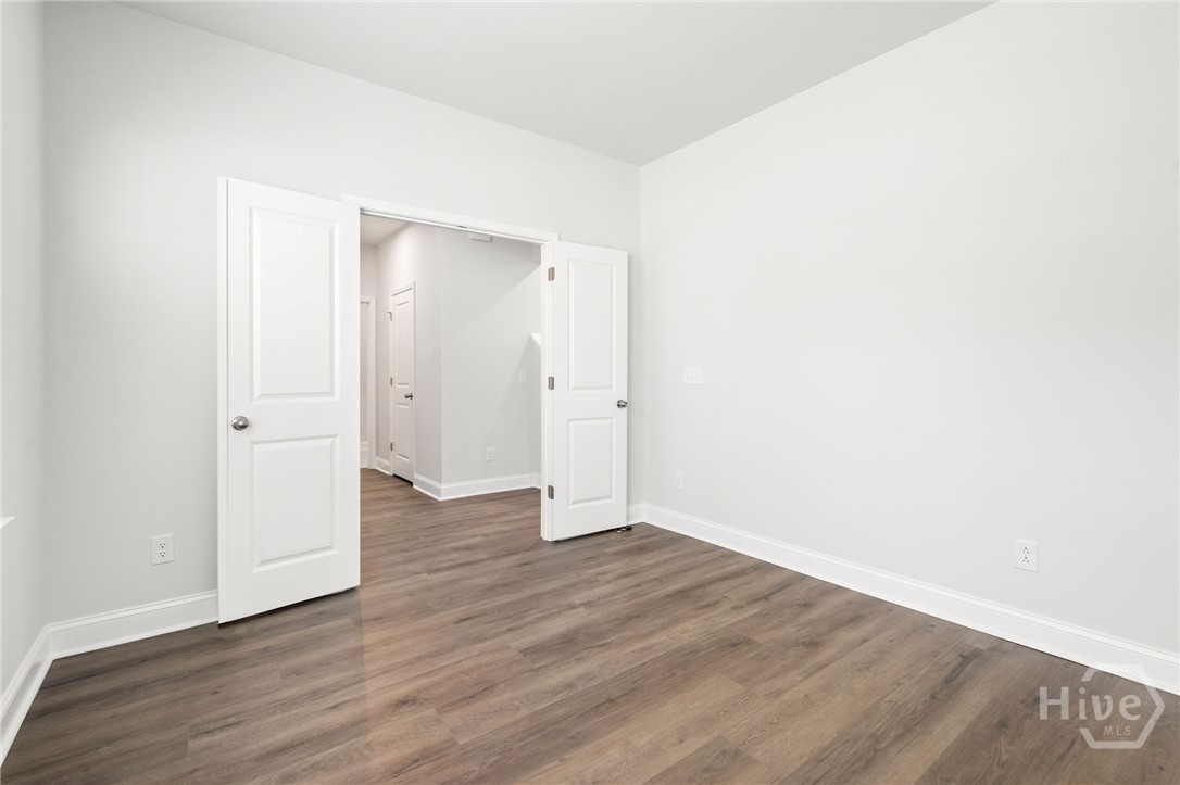 387 MONTEREY Loop Richmond Hill, GA 31324 - Photo 6 of 49