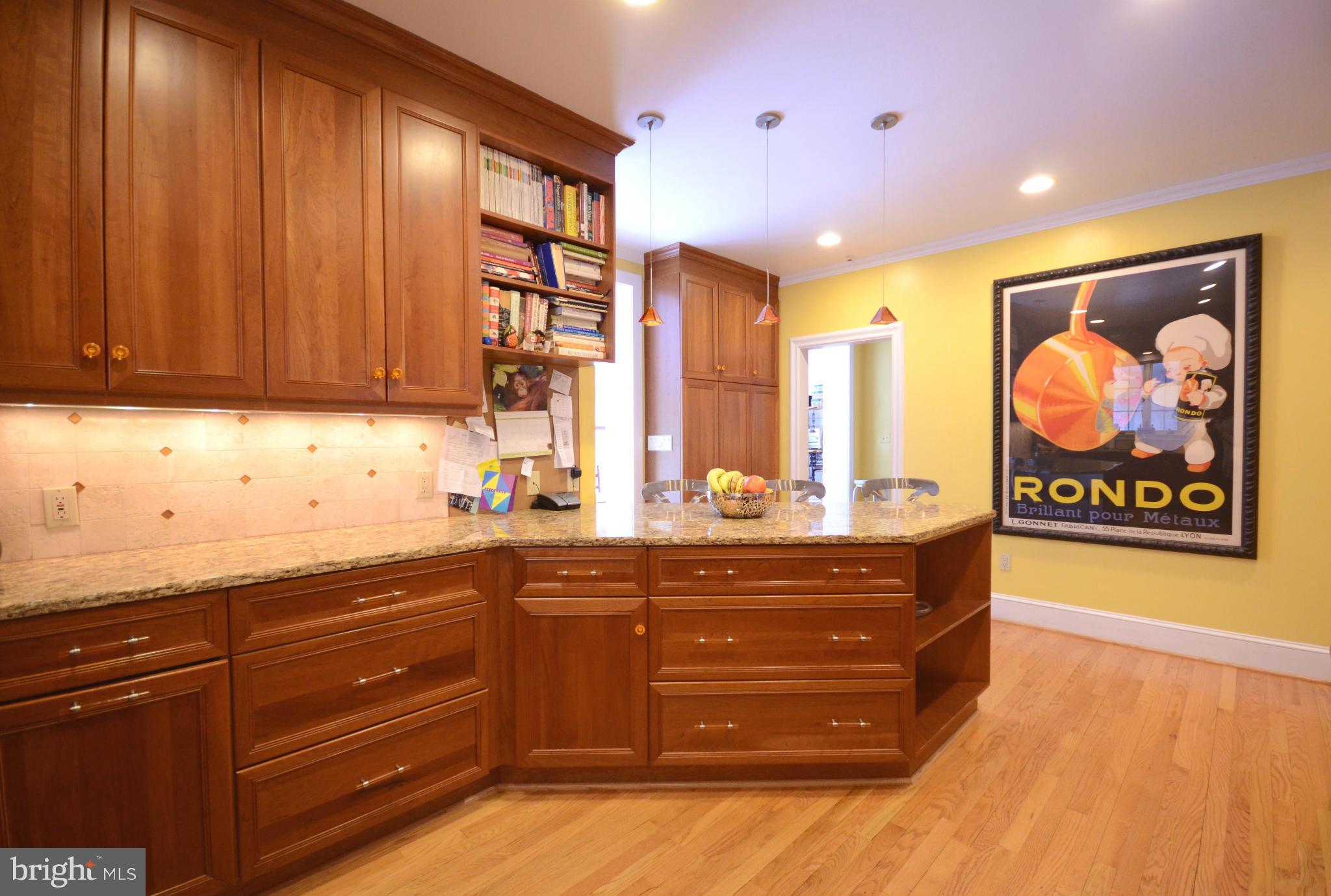 3505 Southvale Road Baltimore, MD 21208 - Photo 7 of 30 Kitchen