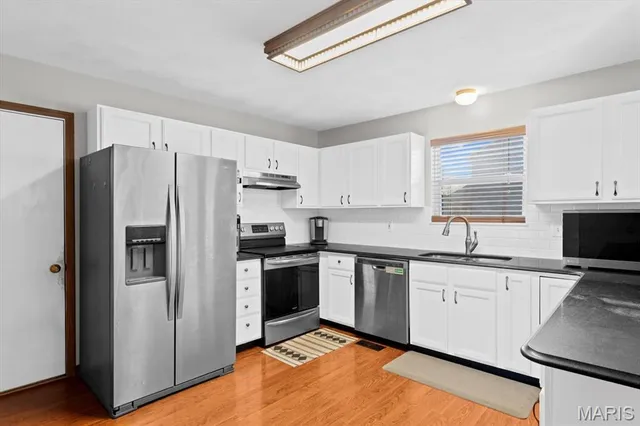 $320,000 | 3241 Millbrook Drive, Belleville, IL 62221