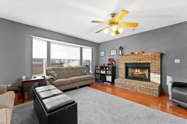 $319,500 | 3241 Millbrook Drive, Belleville, IL 62221