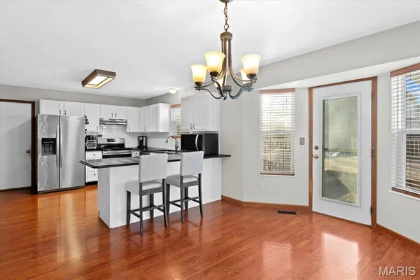 $319,500 | 3241 Millbrook Drive, Belleville, IL 62221