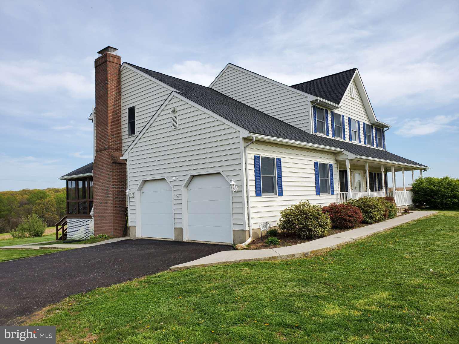 221 Blue Ball Road New Park, PA 17352 - Photo 3 of 43 Gallery Image 3