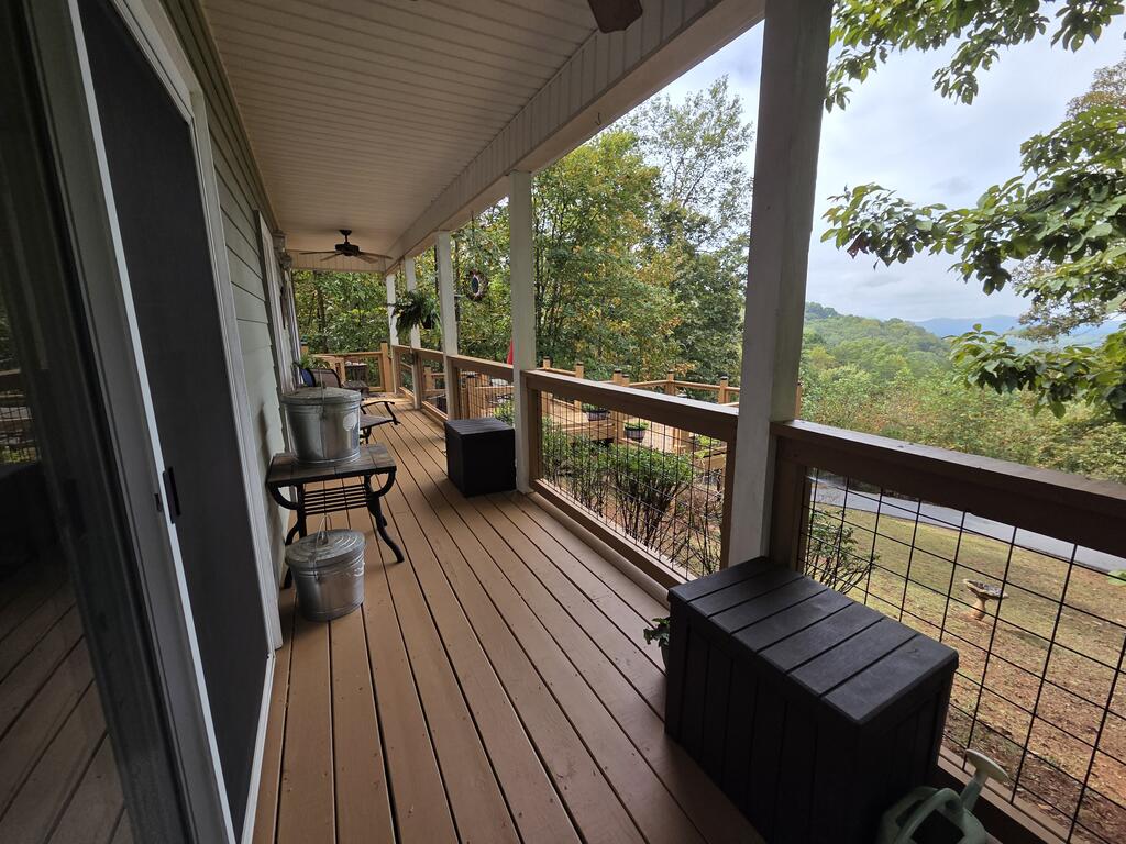 238 Ridge View Lane Hayesville, NC 28904 - Photo 19 of 71 Gallery Image 19