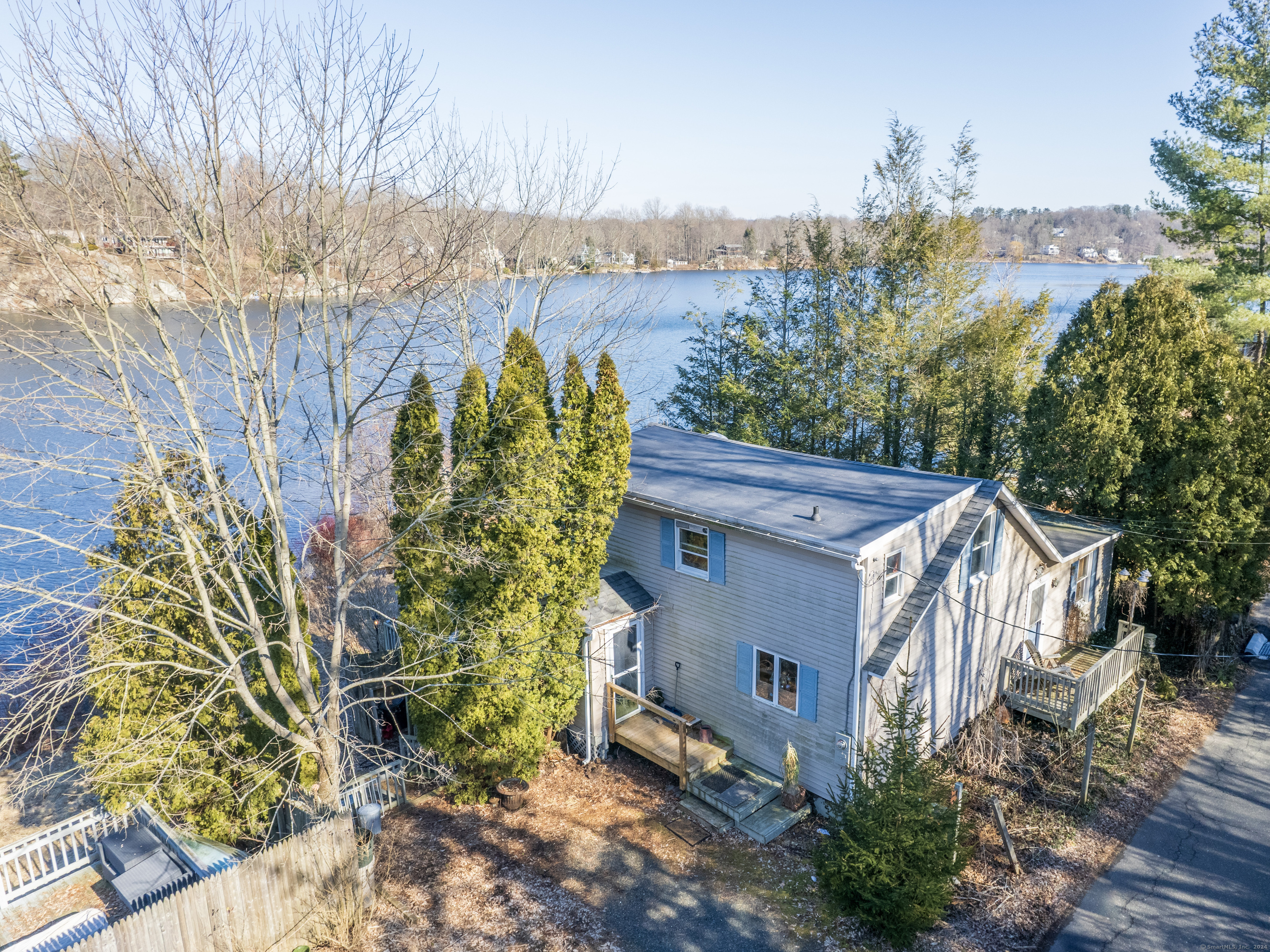238 Mamanasco Road Ridgefield, CT 06877 - Photo 1 of 1