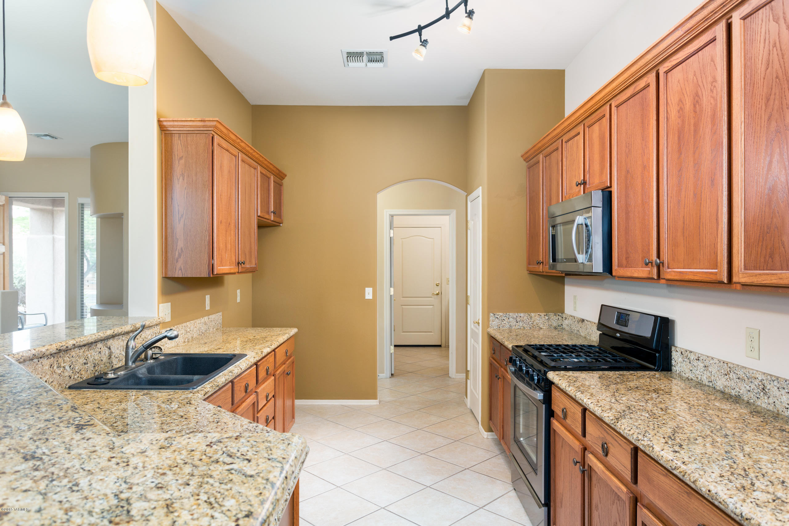 7648 West Rising Ridge Road Tucson, AZ 85743 - Photo 10 of 23 Gallery Image 10