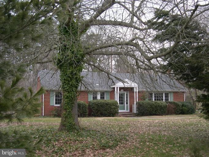 Exterior (Main)