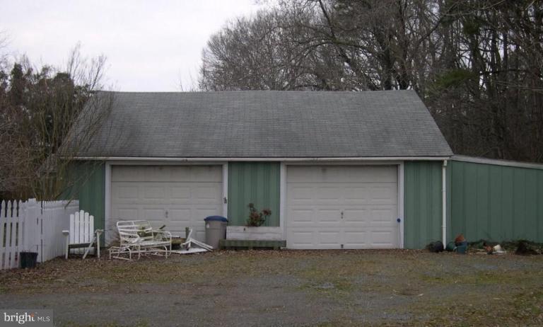 9021 Legion Road Denton, MD 21629 - Photo 4 of 18 Garage 1