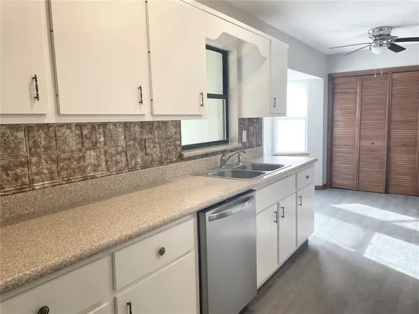 $1,950 | 4440 Southeast 62nd Street, Ocala, FL 34480