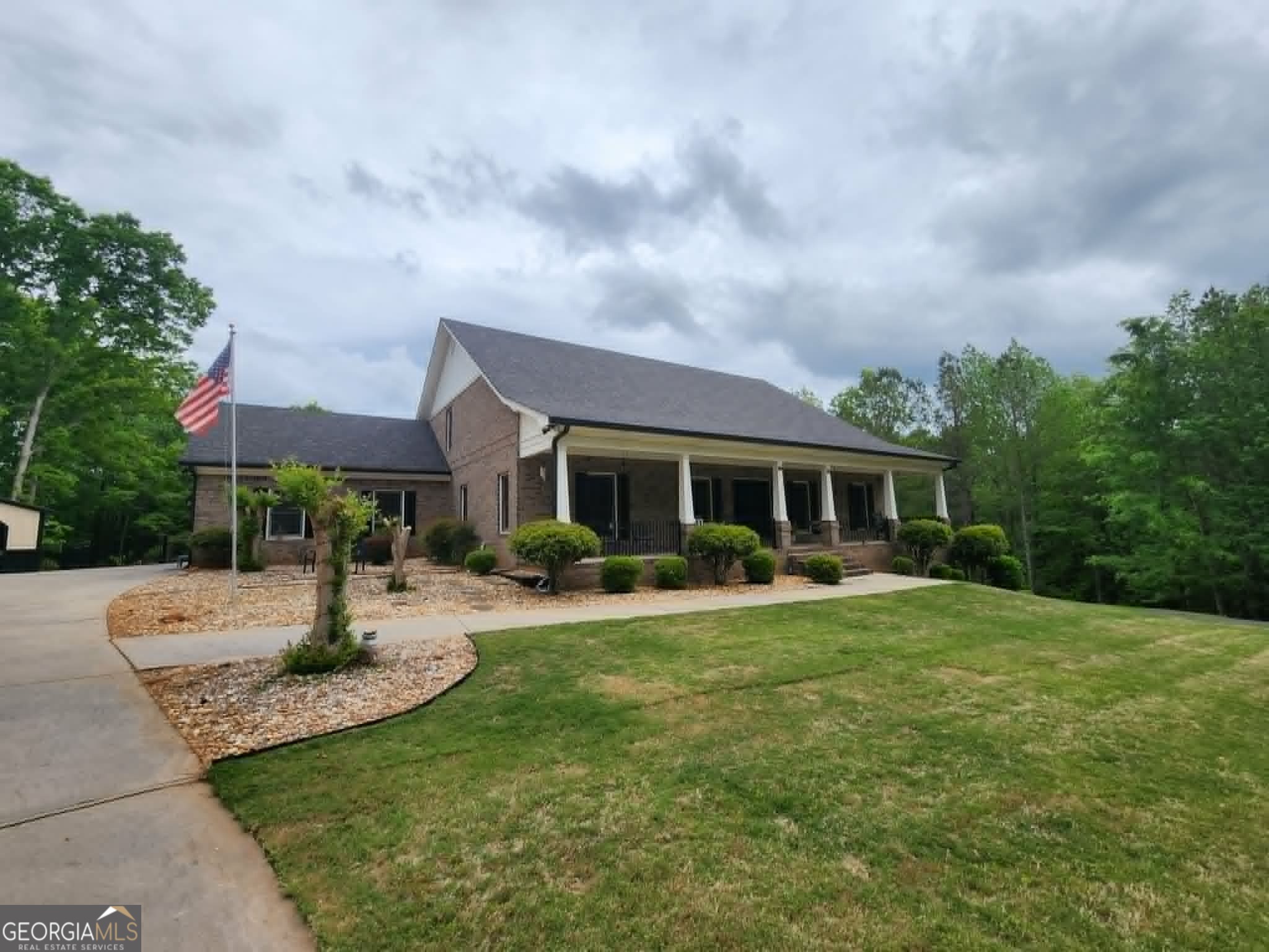 300 Brook Road Barnesville, GA 30204 - Photo 2 of 32