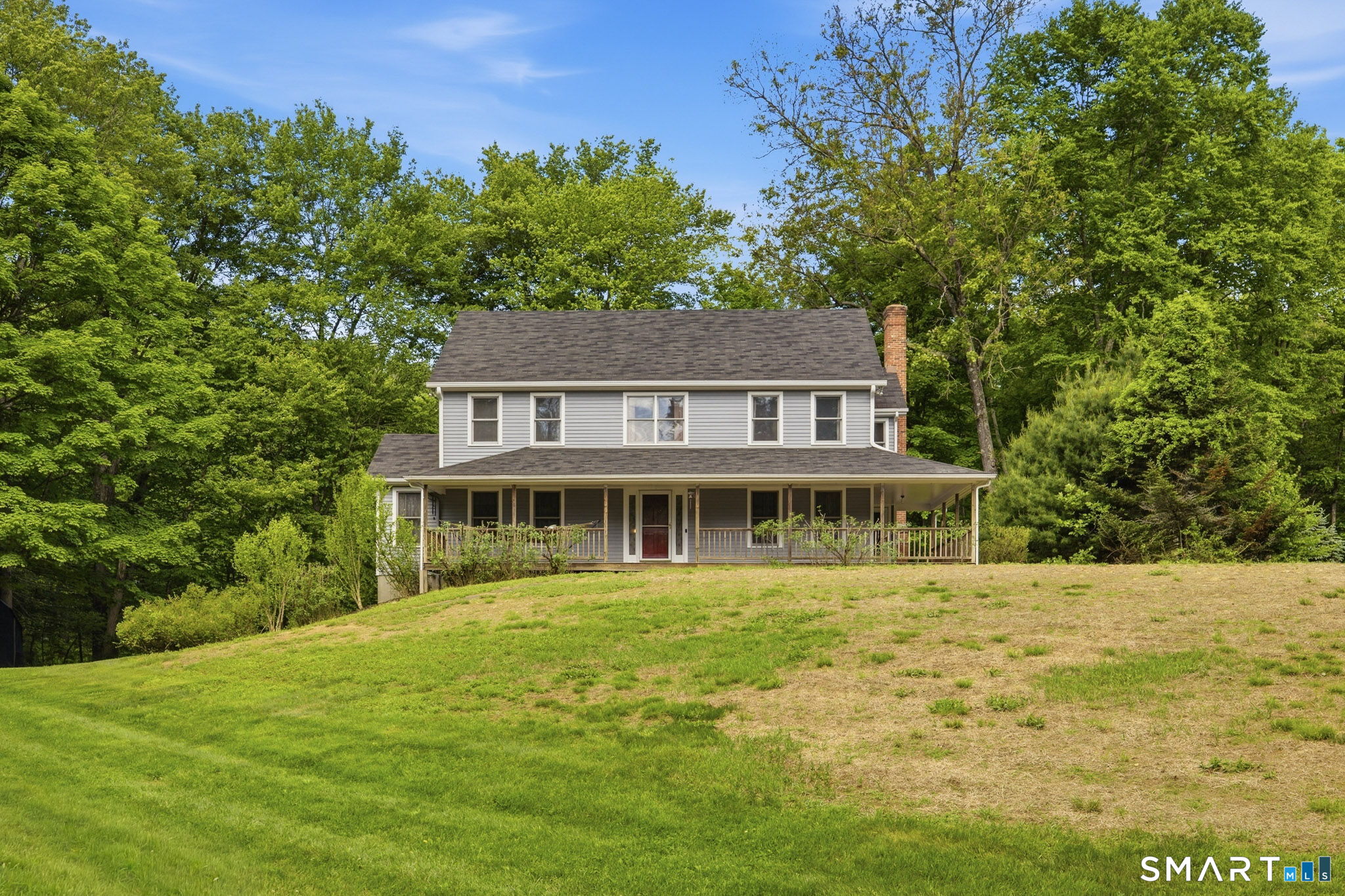 131 Hanover Road Newtown, CT 06470 - Photo 2 of 34