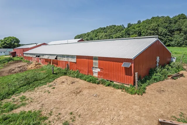 $694,500 | 11523 Klang Drive, Cazenovia, WI 53924