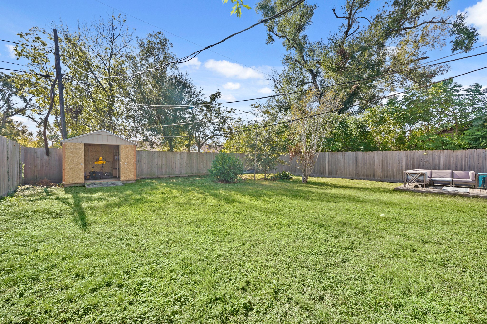 5110 Perry Street Houston, TX 77021 - Photo 14 of 15 a view of a backyard