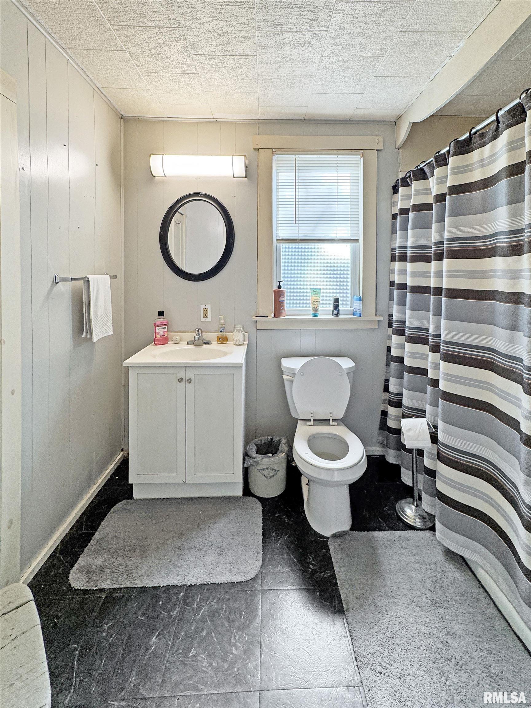 340 West 2nd Street Versailles, IL 62378 - Photo 12 of 14