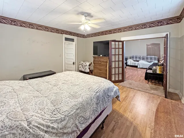 $64,000 | 340 West 2nd Street, Versailles, IL 62378