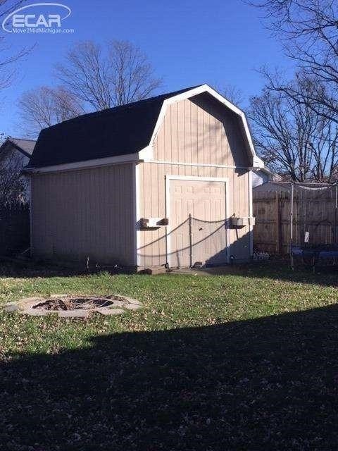 16509 Jennings Road Fenton, MI 48430 - Photo 2 of 19