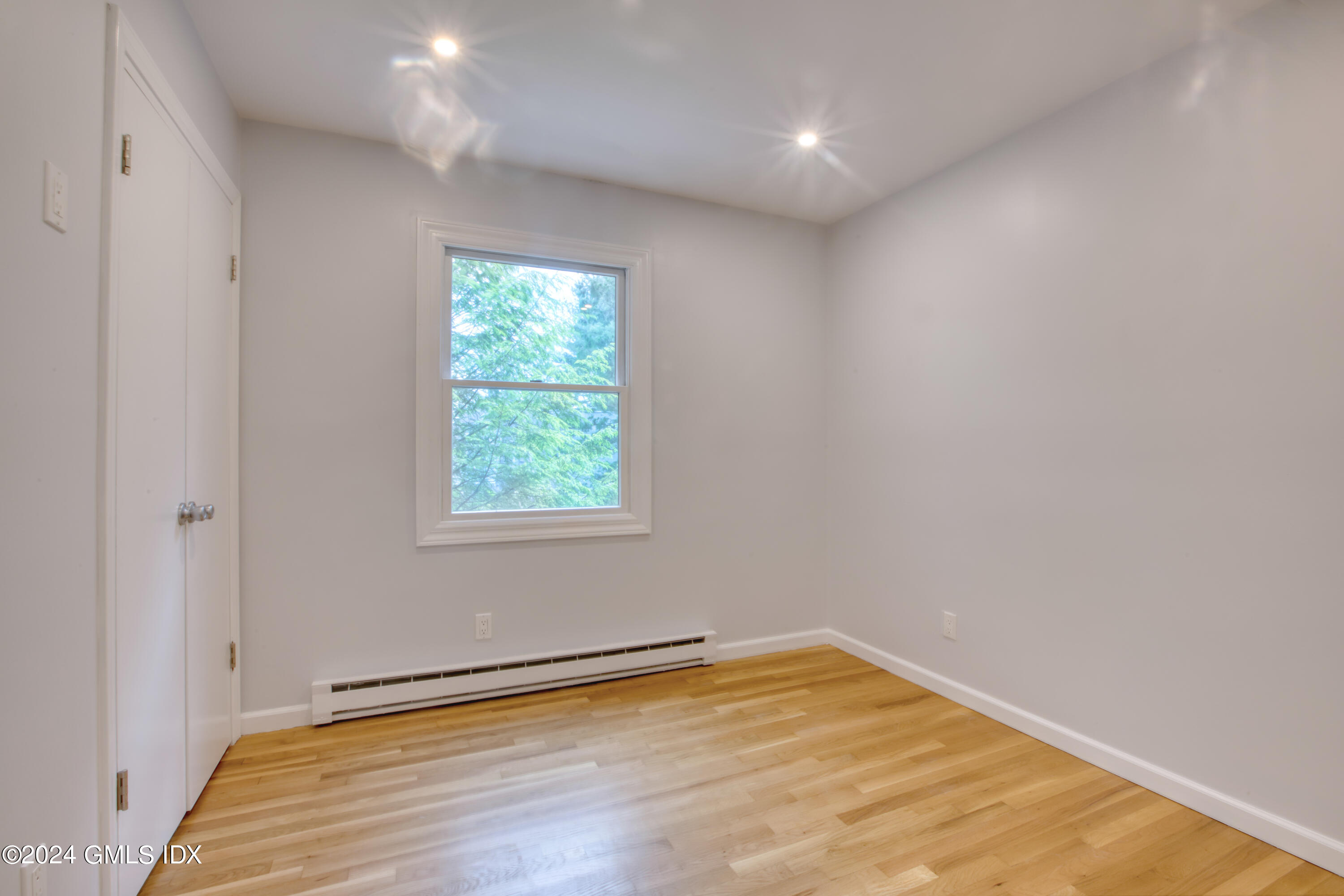 8 Ridge Place, Unit 1 Greenwich, CT 06831 - Photo 17 of 38 BEDROOM #2