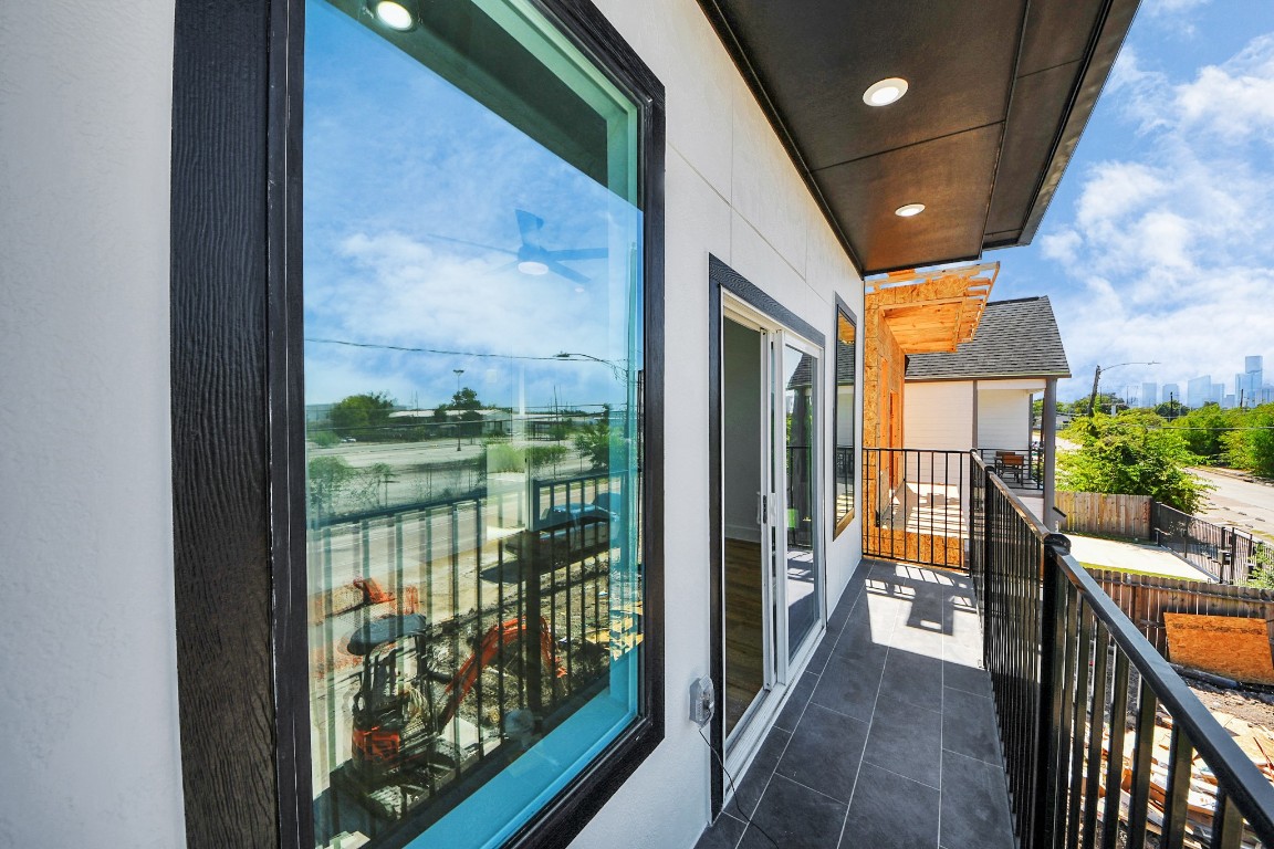 3310 Hardy Street Houston, TX 77009 - Photo 24 of 26 a view of a balcony